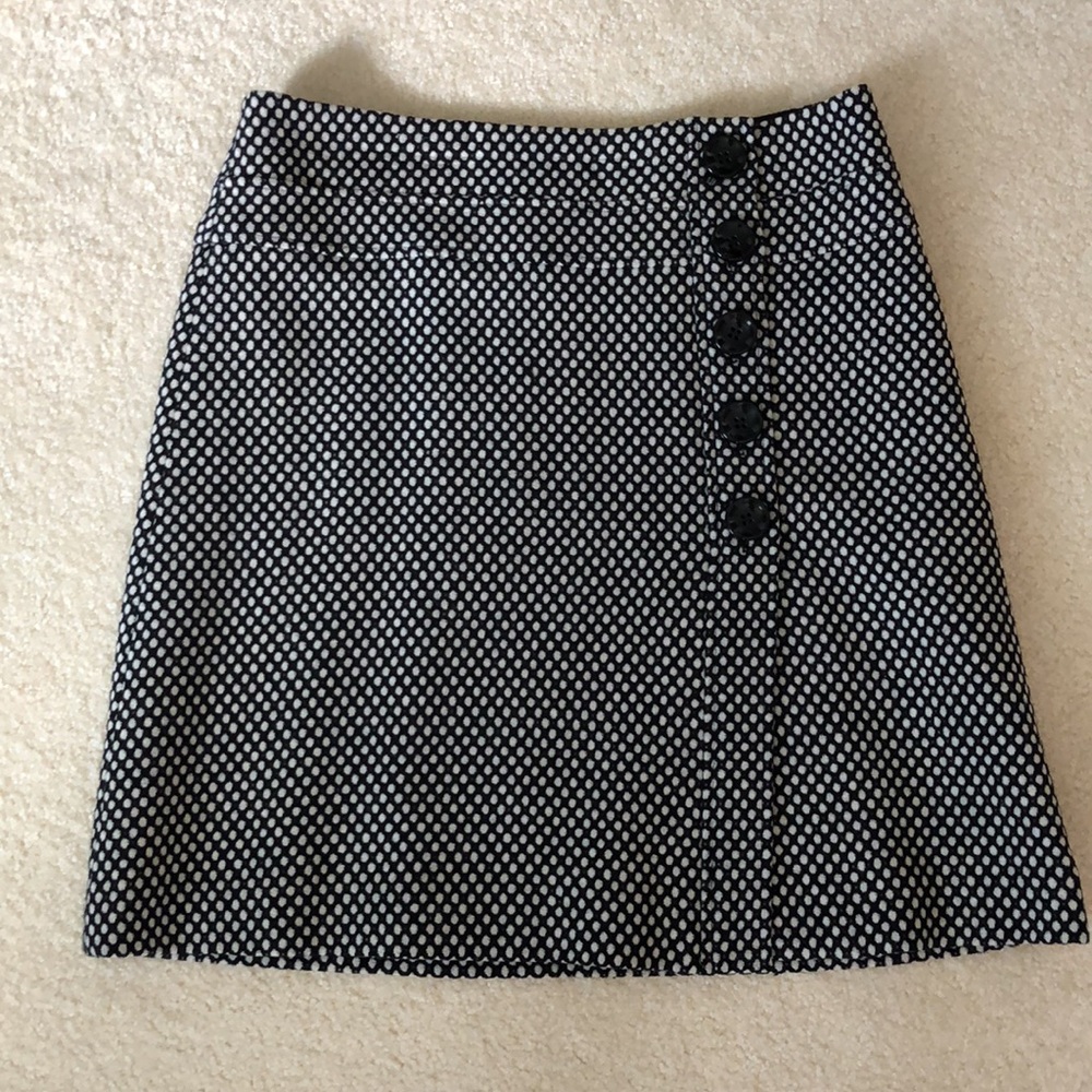 Talbots Wool Mod Wrap Skirt Black & White Textured Wool Birds Eye above knee 8